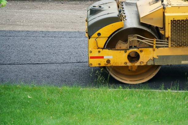 Best Affordable Driveway Paving  in Bradenton, FL